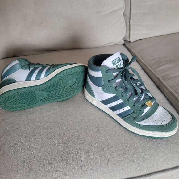 Adidas Women's Forest Green and White High-Tops - Picture 6 of 8